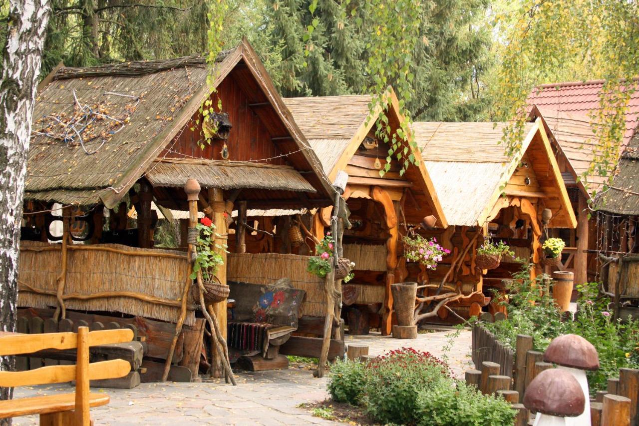 Комплекс Відпочинку "Колиба" Hotel Korosten Exterior foto