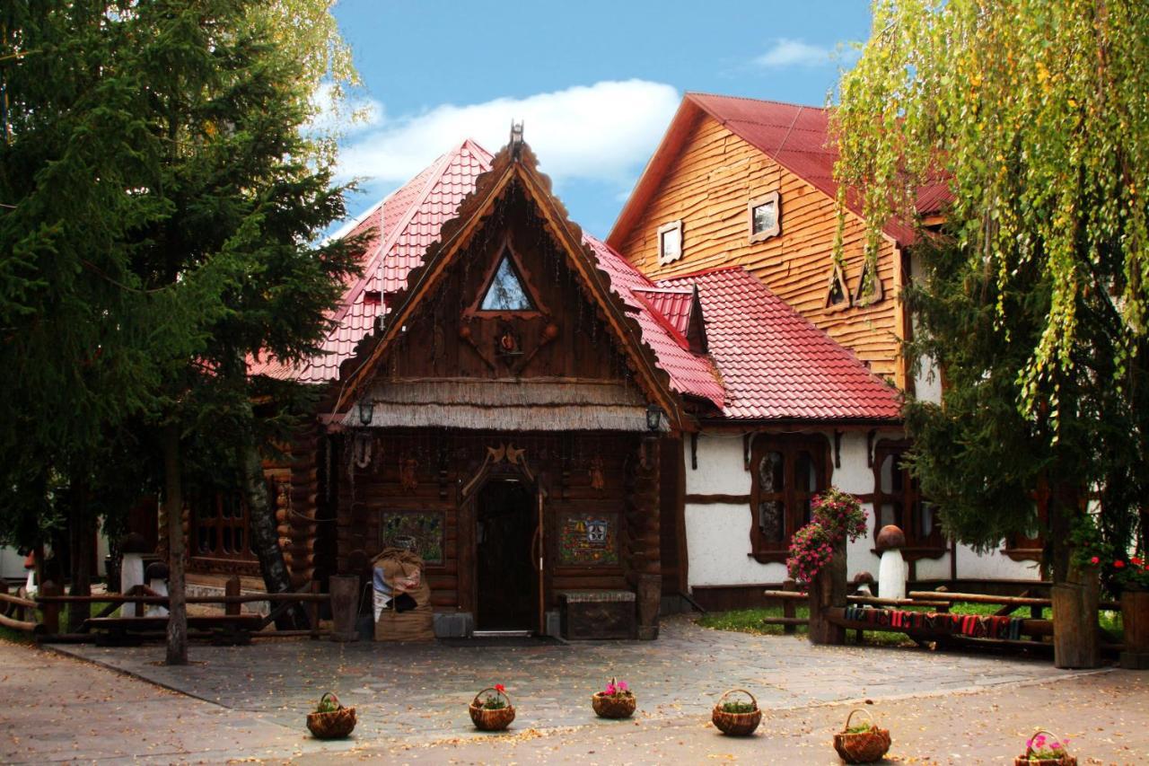 Комплекс Відпочинку "Колиба" Hotel Korosten Exterior foto